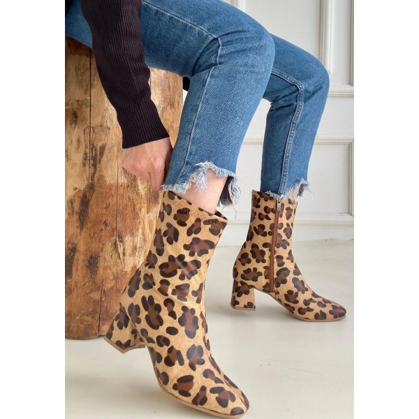 BİÇOMİ Birta Leopar Cilt Streç Topuklu Bot