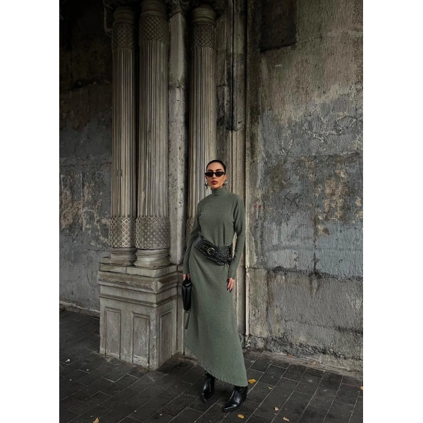 BİÇOMİ Boğazlı kalın bürümcük uzun elbise yeşil