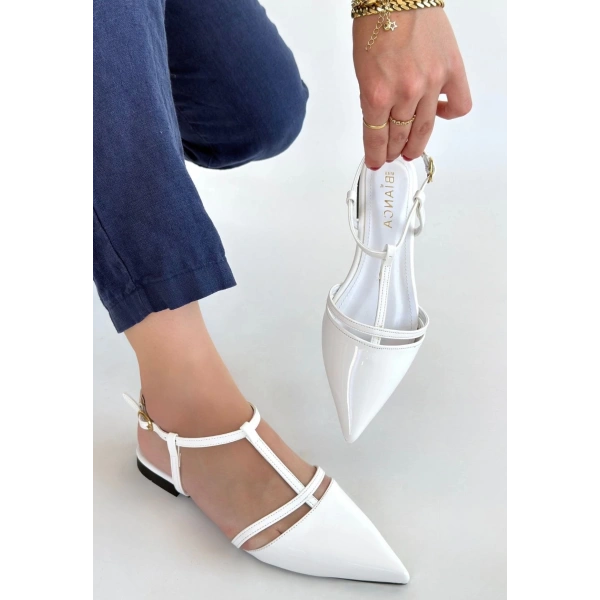 BİÇOMİ Canca Beyaz Rugan Babet Ayakkabı