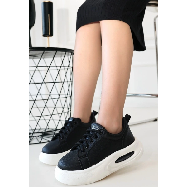 BİÇOMİ Chris Siyah Cilt Bağcıklı Spor Ayakkabı