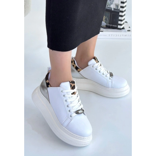 BİÇOMİ Gasta Beyaz Cilt Gümüş Detaylı Bağcıklı Spor Ayakkabı