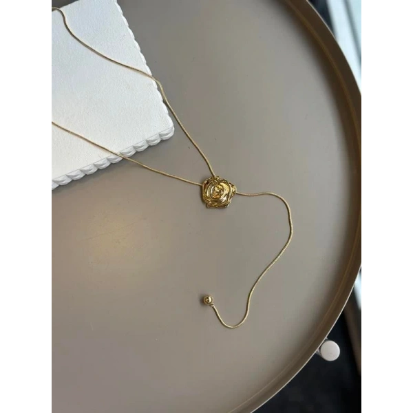 biçomi Gül Kolye - Altın