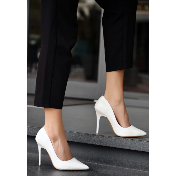 BİÇOMİ Hillar Beyaz Cilt Stiletto Ayakkabı