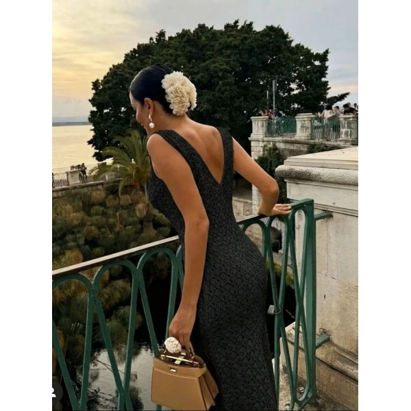 Biçomi Kadın Askılı V Yakalı Uzun Triko Elbise