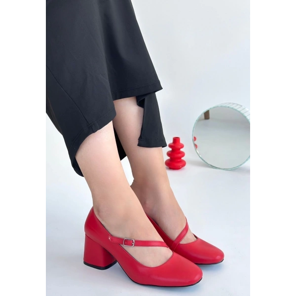 BİÇOMİ Kier Kırmızı Cilt Topuklu Ayakkabı