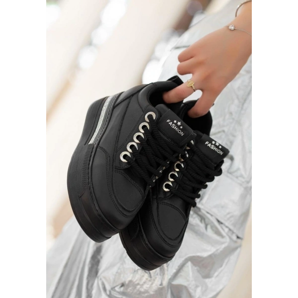 BİÇOMİ Lulu Siyah Cilt Bağcıklı Spor Ayakkabı