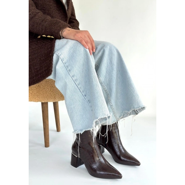 BİÇOMİ Meça Kahverengi Cilt Topuklu Bot