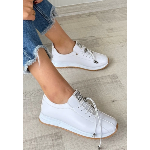 BİÇOMİ Monya Beyaz Cilt Bağcıklı Spor Ayakkabı