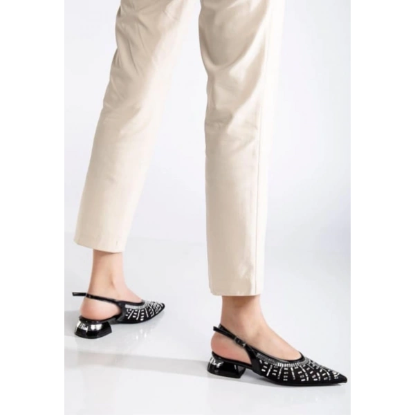 BİÇOMİ Piyar Siyah Taşlı Topuklu Ayakkabı