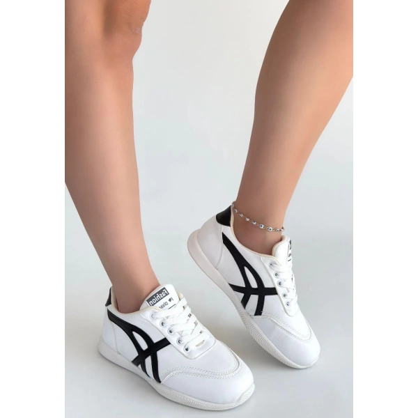 BİÇOMİ Zlay Beyaz Cilt Siyah Detaylı Bağcıklı Spor Ayakkabı