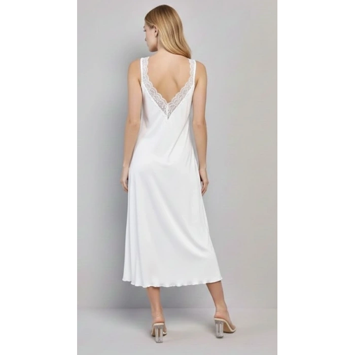 Bicomi Göğüs ve Sırt Dekolteli Dantelli ve Yırtmaçlı Gecelik