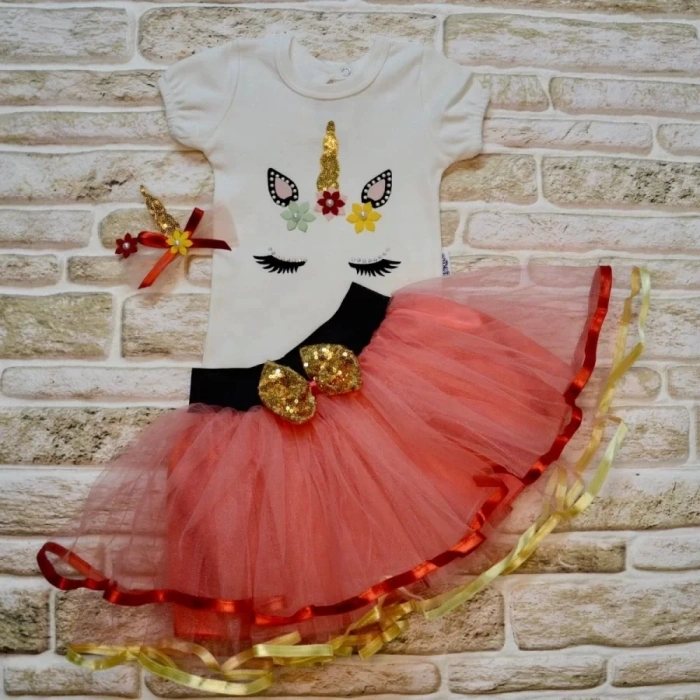 9-12-18 Ay Payetli Pony Nakışlı Tokalı Kısa Kollu Tütü Etek 3lü Kız Bebek Takımı Nar Çiçeği