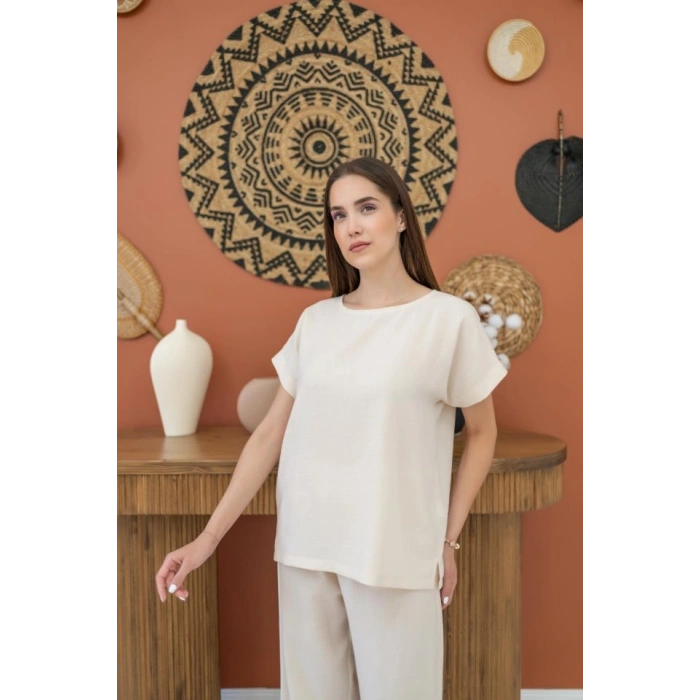 Biçomi Bej T-Shirt Ve Pantolon Takım