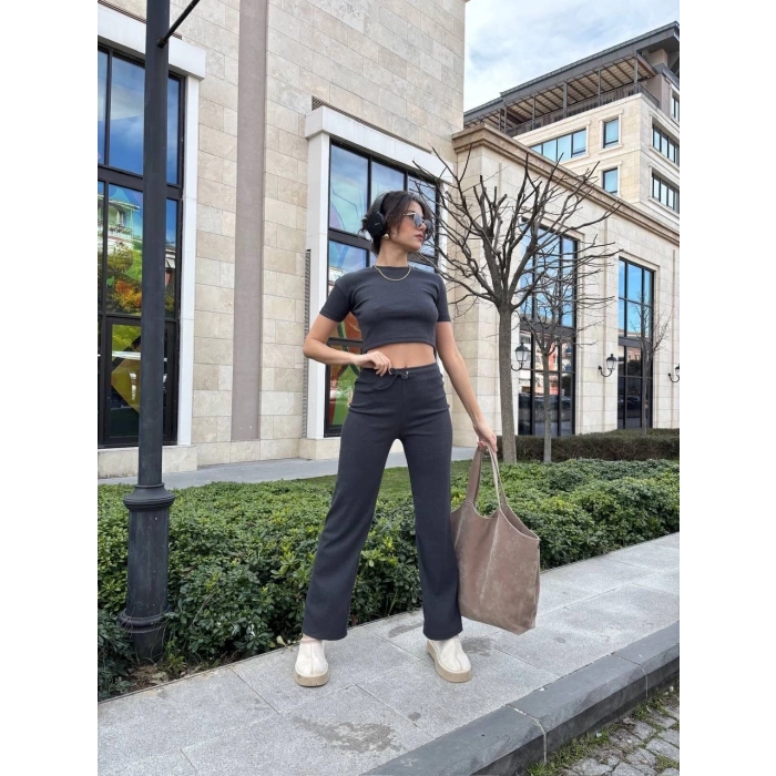 BİÇOMİ Bol paça pantolonlu alt üst takım