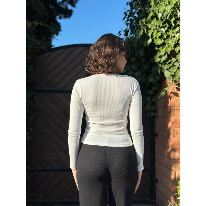 BİÇOMİ Çerçeve yaka kaşkorse bluz beyaz