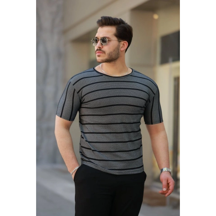 Biçomi Erkek Petek Desenli Kısa Kollu T-shirt