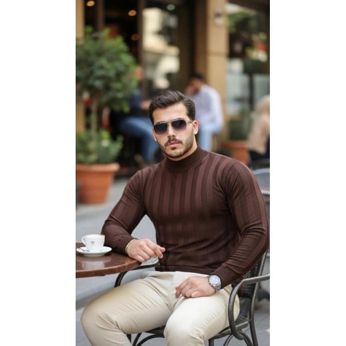 Biçomi Erkek Yarım Balıkçı Yaka Kabartma Desenli Triko