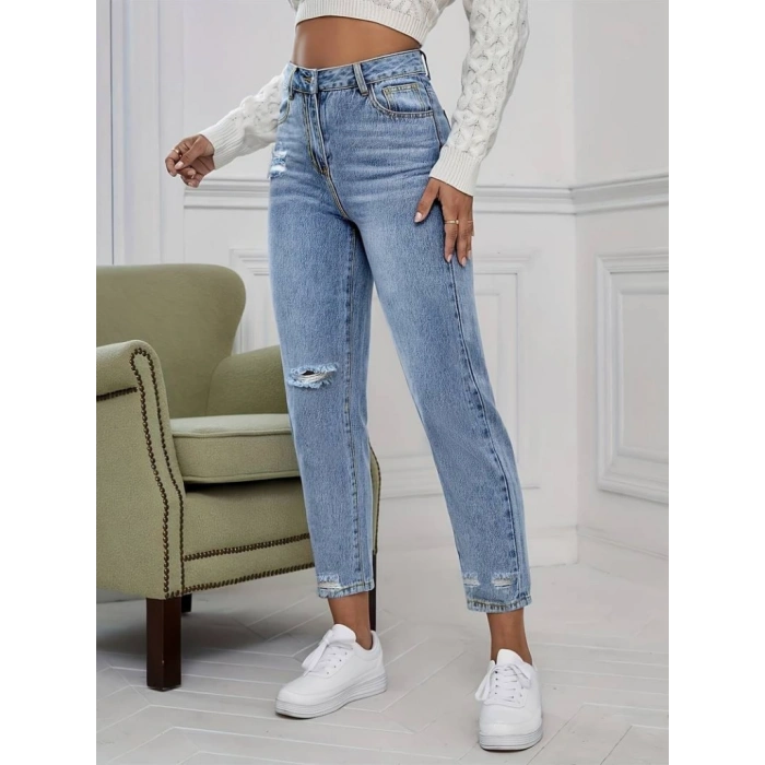 Biçomi Kadın Açık Mavi Yırtık Mom Fit Kot Pantolon