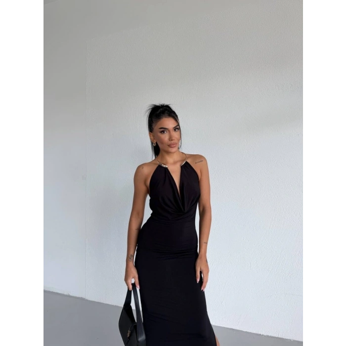 Biçomi Kadın Boyun Aksesuarlı Halter Yaka Maxi Boy Sandy Kumaş Elbise
