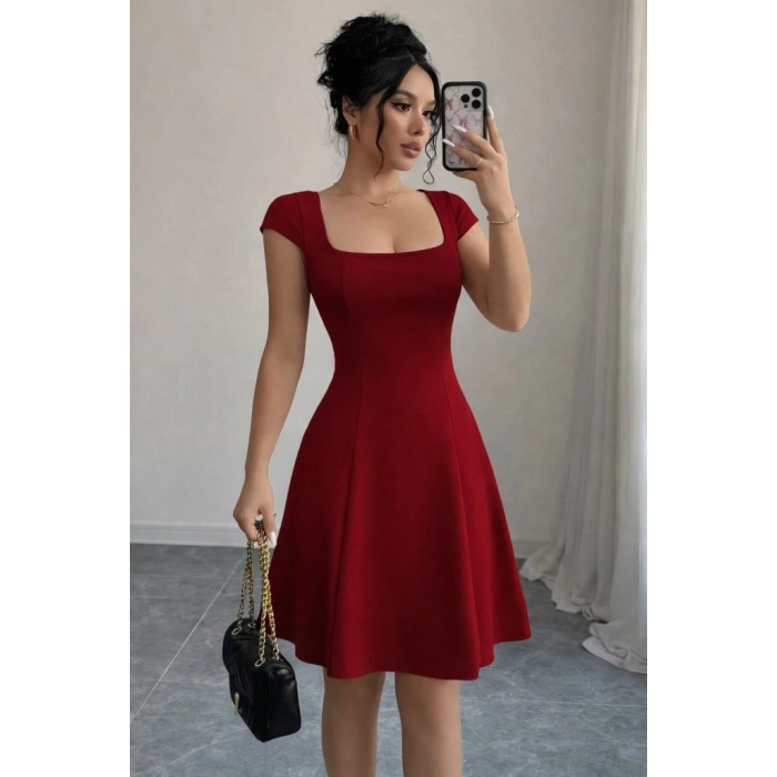 Biçomi Kadın Kısa Kollu Kare Yakalı Kısa Ithal Krep Elbise