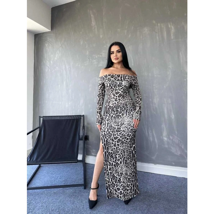 Biçomi Kadın Madonna Yaka Dalgıç Kumaş Leopar Desen Maxi Boy Derin Yırtmaçlı Elbise