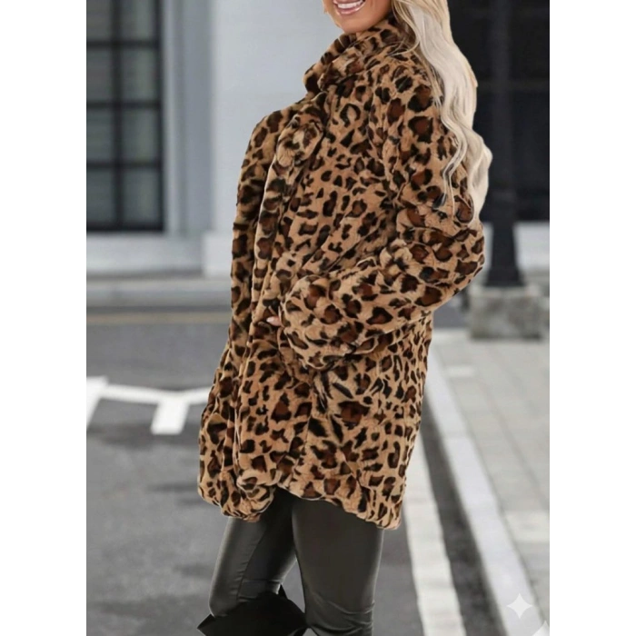 Biçomi Kadın Uzun Kollu Yakalı Cepli Kısa Peluş Leopar Kaban