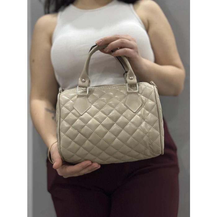 BİÇOMİ Kapaksız kapitone bej cilt çanta