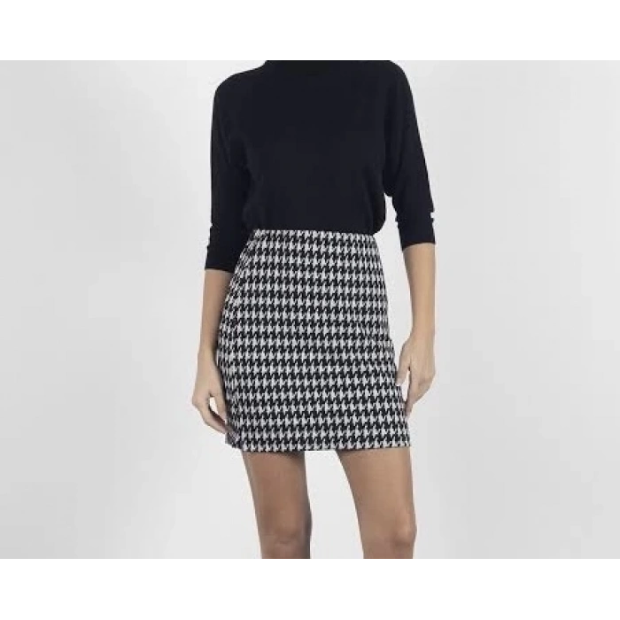 BİÇOMİ kazaayağı likralı mini etek siyahbeyaz