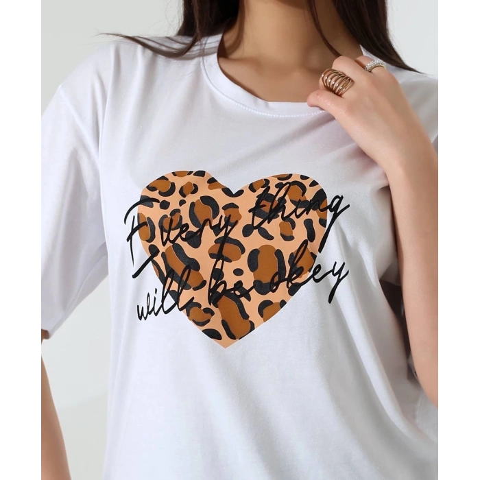 BİÇOMİ Leopar kalp baskılı tişört