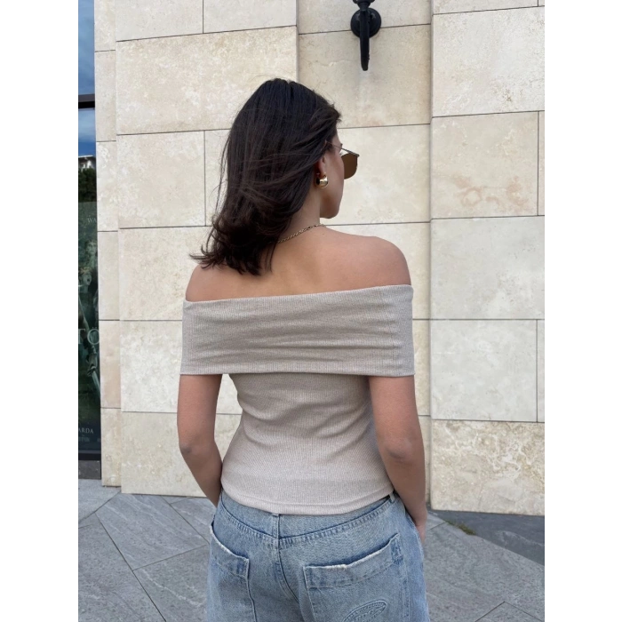 BİÇOMİ Madonna yaka sıfır kol bluz