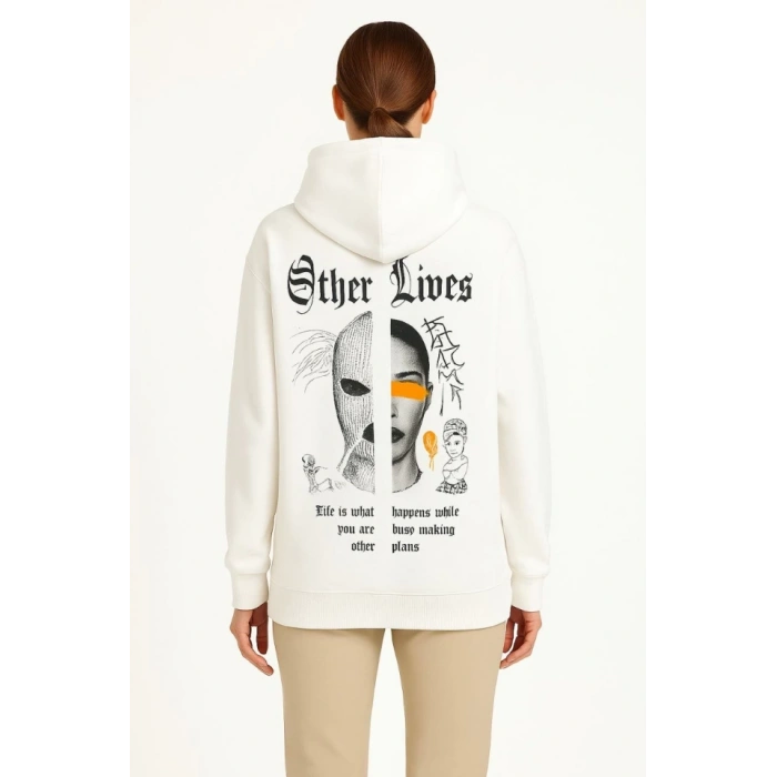 Biçomi Oversize Üç İplik Şardonlu Kapüşonlu Sweatshirt – Beyaz “Other Lives” Ön Ve Arka Baskılı, Kanguru Cepli, Ribanalı Rahat Kışlık Model Beyaz