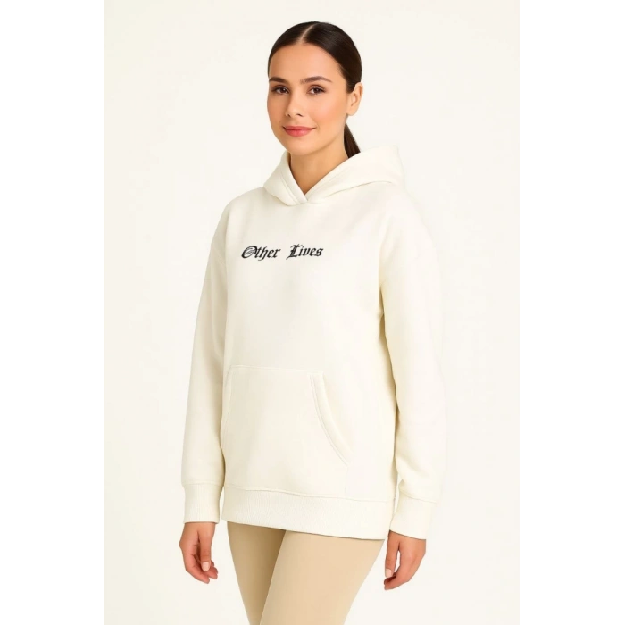 Biçomi Oversize Üç İplik Şardonlu Kapüşonlu Sweatshirt – Beyaz “Other Lives” Ön Ve Arka Baskılı, Kanguru Cepli, Ribanalı Rahat Kışlık Model Beyaz