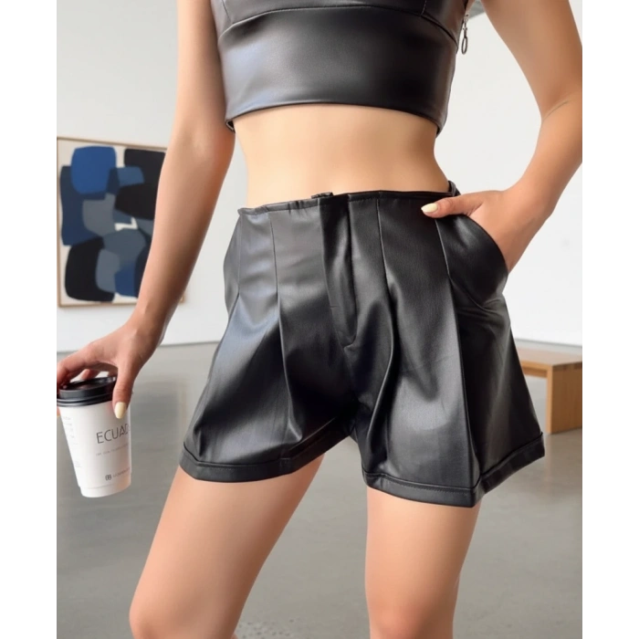 BİÇOMİ Pileli deri şort siyah h240053