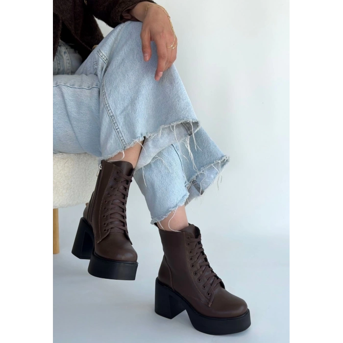 BİÇOMİ Tsan Kahverengi Cilt Bağcıklı Topuklu Bot