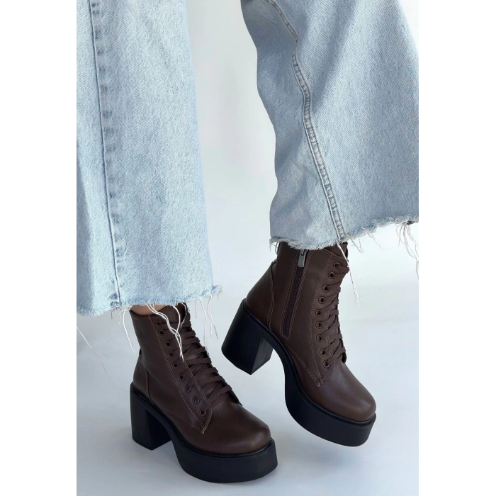 BİÇOMİ Tsan Kahverengi Cilt Bağcıklı Topuklu Bot