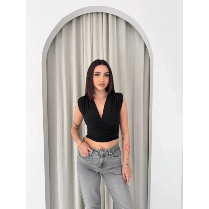 Biçomi Vatkalı Kolsuz V Yaka Drapeli Crop Bluz Likralı Fit - Siyah