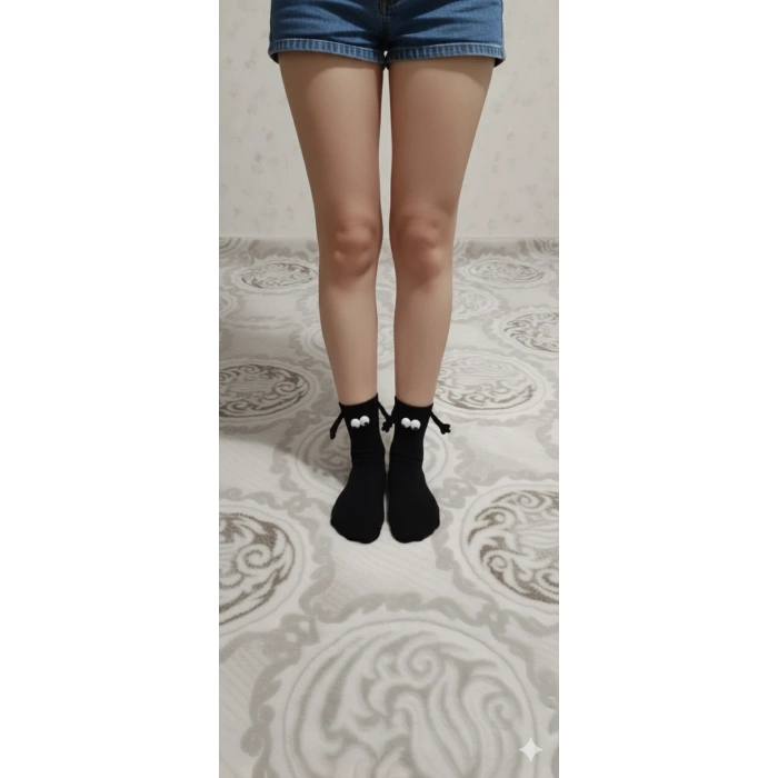 Siyah Halay Çeken Çorap Arkadaş Çorabı
