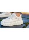 Gün Boyu Bulutların Üzerinde Konfor Sunan Ortopedik Beyaz Sneaker