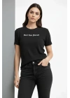 Kadın Wafıl Kumaş Tişört Regular Kalıp Bisiklet Yaka Baskılı Günlük Basic T-Shirt - Siyah