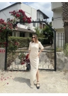 Kısa Kollu Uzun Yandan Yırtmaçlı Elbise - Bej -