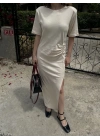 Kısa Kollu Uzun Yandan Yırtmaçlı Elbise - Bej -