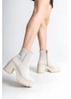 LISSE Fermuarlı Ortopedik Taban Kalın Topuklu Süet Kadın Bot  SKT-  Krem