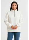Üç İplik Dık Yaka Yarım Fermuarlı SweatShirt - Beyaz -