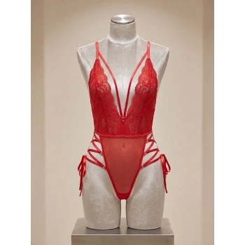 Bicomi Tutku Serisi: Esnek Dantelli ve Vücut Formunu Destekleyen Konforlu Tasarım Body