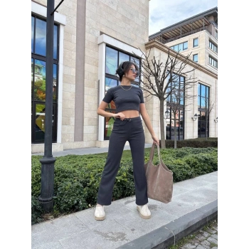 BİÇOMİ Bol paça pantolonlu alt üst takım