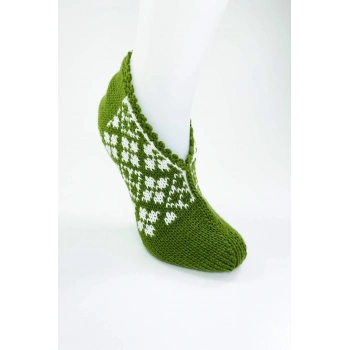 biçomi El Örgüsü Kışlık Şık Kadın Yün Patik D10