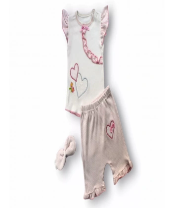 3-6 6-9 9-12 12-18 Ay Çift Kalp Nakışlı Şort Tişört 3lü Kız Bebek Takımı Ekru