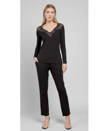 Bicomi Uzun Kollu Dantelli ve Dekolteli Pijama Takımı