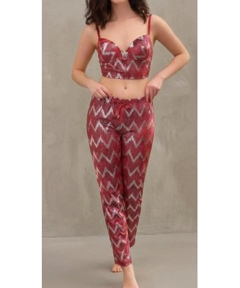 Bicomi Kadife Balenli & Destekli Pijama Takımı - Şık Ev Giyimi