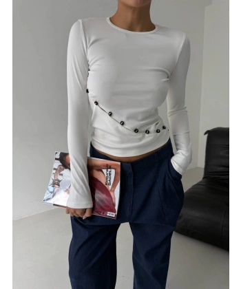 BİÇOMİ Asimetrik alt detaylı bluz beyaz